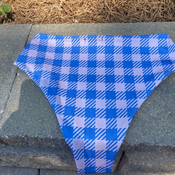 NASTY GAL HIGHWAISTED SWIM BOTTOMS - Picture 3 of 6